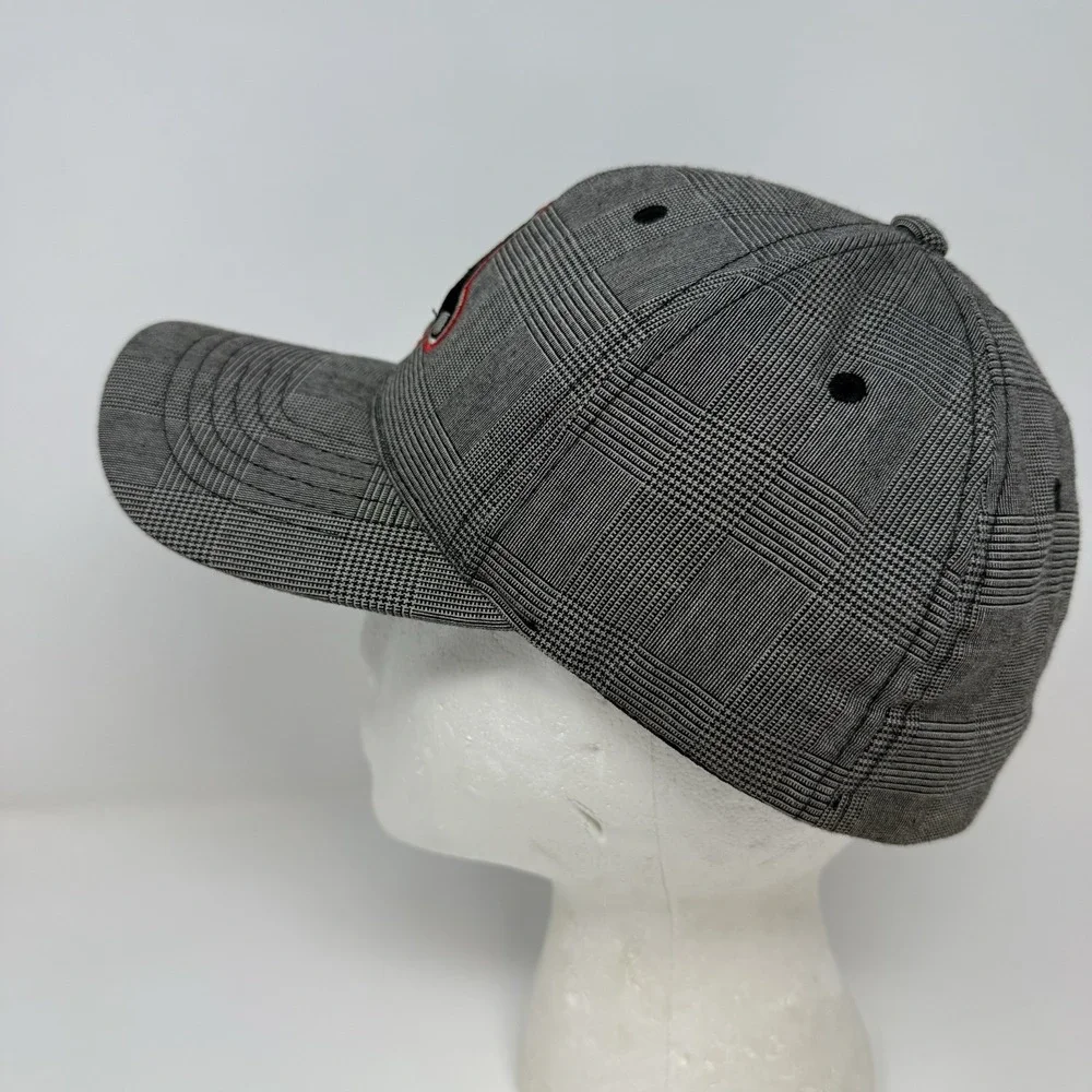Boston Red Socks '47‎ Brand Gray Plaid Baseball Hat Cap Size M-L FlexFit